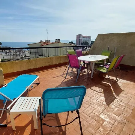 Magnifico Atico Amueblado Con Terraza A 2 Pasos De La Playa - Se Aceptan Mascotas - Es-170-23 Apartment Llanca
